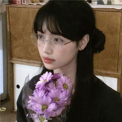 她回来的那天海报